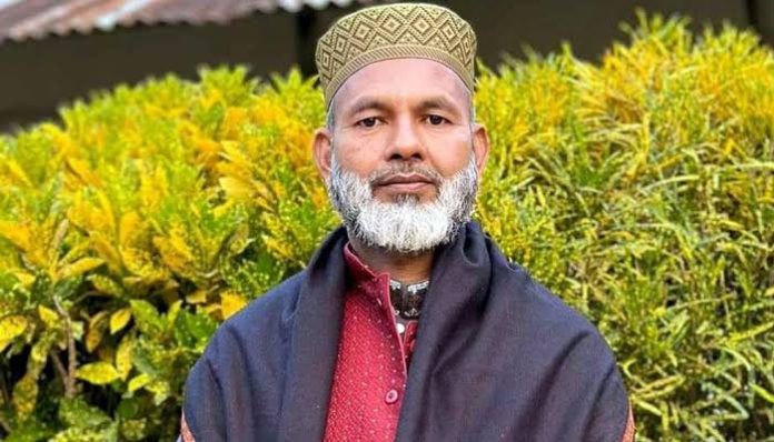২ উপপরিচালক ও গাড়িচালকসহ গ্রেপ্তার ১৭