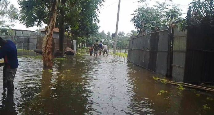 আবারো ব্রহ্মপুত্রের পানি বৃদ্ধি, বন্যা পরিস্থিতির অবনতি
