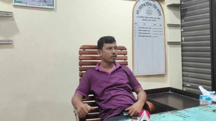 কমলনগর ইউপি চেয়ারম্যানের বিরুদ্ধে জেলেদের চাল আত্মসাতের অভিযোগ