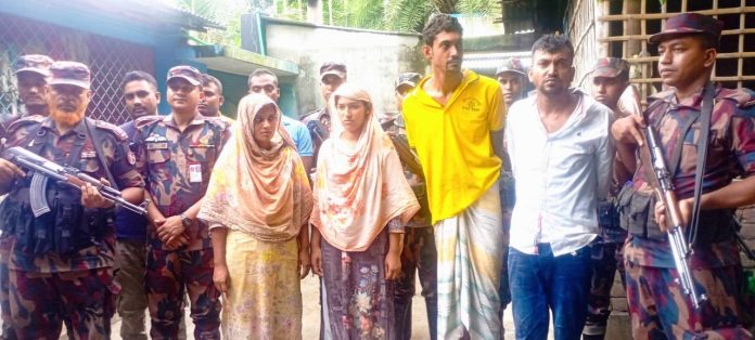 জয়পুরহাটের পাঁচবিবিতে বিজিবির অভিযানে ২ মহিলা সহ ৪ মাদক ব্যবসায়ী গ্রেফতার