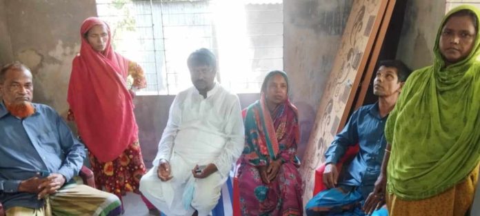 আশ্রয়চ্যুত মুক্তিযোদ্ধার সন্তান সেই রুবিকে নিজ ঘরে দেয়া হলো