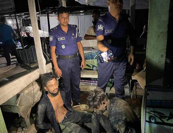 বাগেরহাটে ইজিবাইক চালকের জ'বা'ই করা লা'শ উদ্ধার, আটক ২