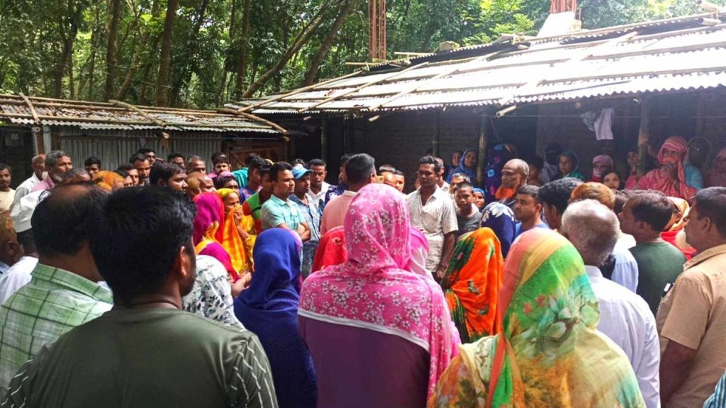 ঠাকুরগাঁওয়ে শিক্ষকের ঝুলন্ত ম'রদেহ উদ্ধার