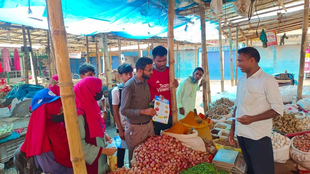 নীলফামারীতে বাজার মনিটরিং এবৈষম্য বিরোধী ছাত্র আন্দোলনের সমন্বয়ক