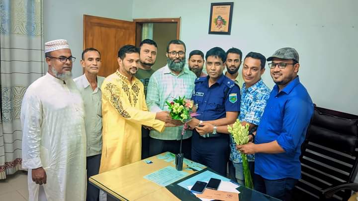 ঈশ্বরদী থানা পুলিশের সাথে জামায়াত নেতৃবৃন্দের মতবিনিময়
