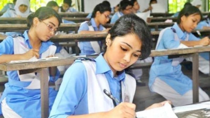 আবারও স্থগিত হলো এইচএসসি পরীক্ষা, পরবর্তী পরীক্ষা ১১ আগস্ট