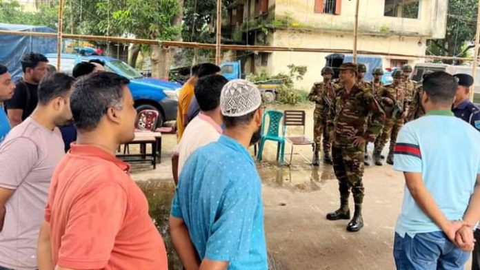 নরসিংদীতে সেনাবাহিনীর সহায়তায় স্বাভাবিক হচ্ছে পুলিশের কার্যক্রম