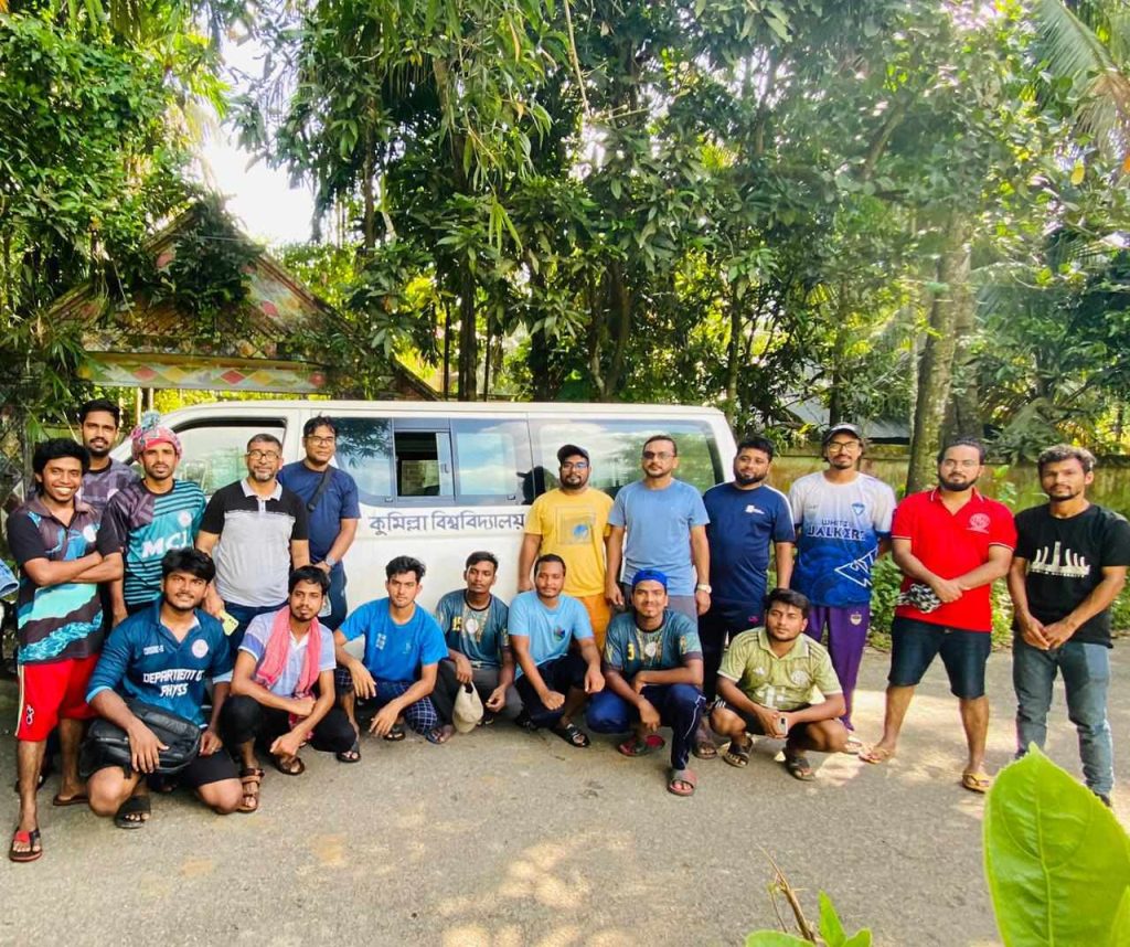 বন্যার্তদের জন্য কুবি উত্তরবঙ্গ ছাত্র পরিষদের ১০ লক্ষ টাকার উপহার বিতরণ