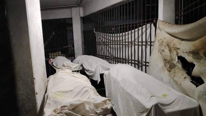 নরসিংদীতে দুই গাড়ির মুখোমুখি সং'ঘ'র্ষে ৪ জন নি'হ'ত