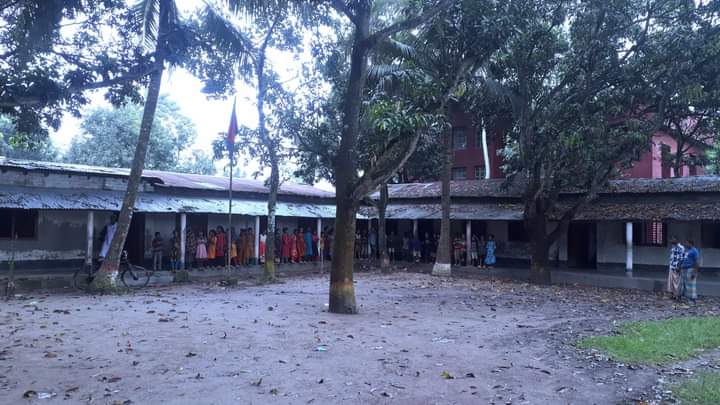 মান্দায় এমপিওভূক্ত না হওয়ায় ইবতেদায়ি শিক্ষকদের মানবেতর জীবন