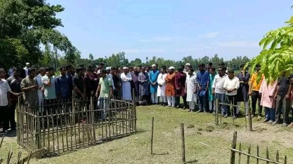কুড়িগ্রামে ছাত্র আন্দোলনে নি'হ'ত শিক্ষার্থী আশিক বাবুর কবর জিয়ারত ছাত্রদলের