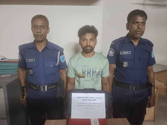 জেলখানা থেকে পলাতক হ'ত্যা মামলার আসামী গ্রেপ্তার