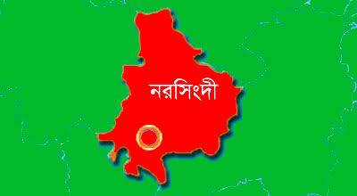 রায়পুরায় দুই কাভার্ডভ্যানের মুখোমুখি সংঘর্ষ, গুরুতর আহত ২