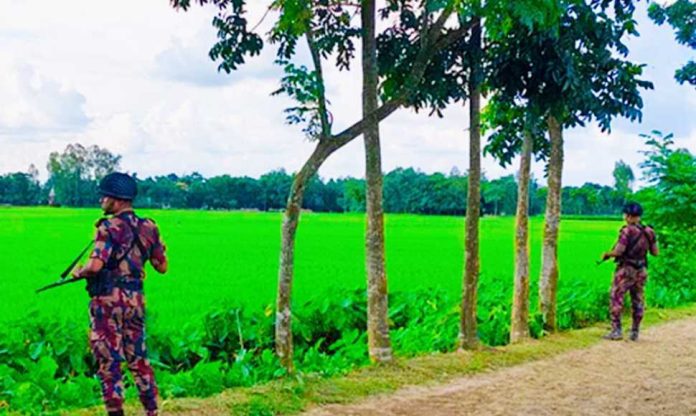 পাঁচবিবি সীমান্তে ফের কাঁটাতারের বেড়া নির্মাণের চেষ্টা বিএসএফের