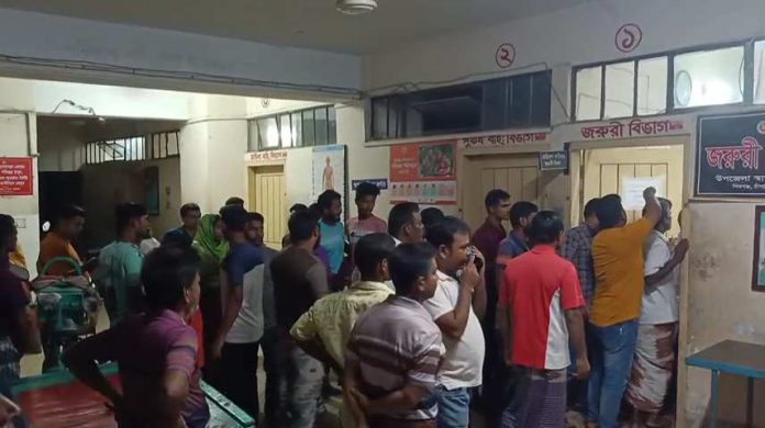 চাঁপাইনবাবগঞ্জে স্বেচ্ছাসেবকদলের ২ নেতাকে কুপিয়েছে দূর্বৃত্তরা