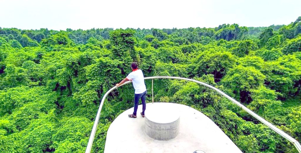 আলতাদিঘী ওয়াচ টাওয়ারে প্রকৃতির টানে পর্যটকদের ভিড়