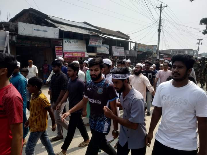 "বাগেরহাটে মহানবী (সাঃ) কে নিয়ে কটুক্তি" প্রভাষককে বরখাস্ত সহ মামলা রুজু