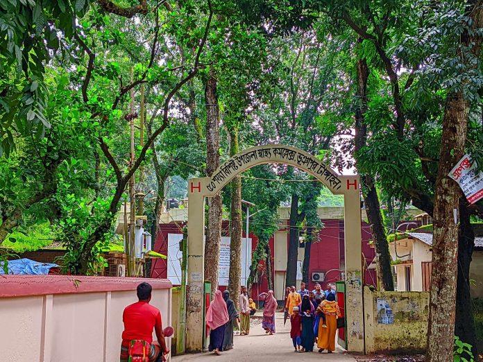 ভূঞাপুরে দুই স্বাস্থ্য কর্মকর্তার দ্বন্দ্বে আউটডোরের সেবা কার্যক্রম বন্ধ, ভোগান্তিতে রোগীরা