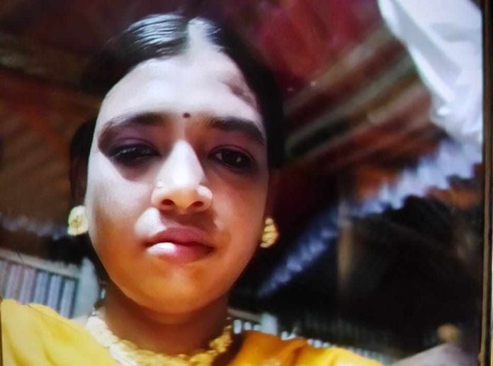 পরকীয়ায় ব্যার্থ হয়ে মারপিট, সম্ভ্রম রক্ষায় গৃহবধূর আত্মহ'ত্যা