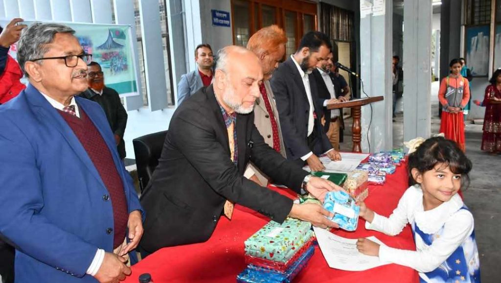 শিশু-কিশোরদের নিয়ে বাকৃবিতে চিত্রাঙ্কন প্রতিযোগিতা অনুষ্ঠিত