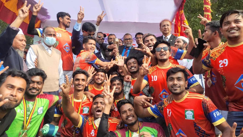 ইবি ফুটবল টুর্নামেন্টে চ্যাম্পিয়ন ইসলামের ইতিহাস ও সংস্কৃতি বিভাগ