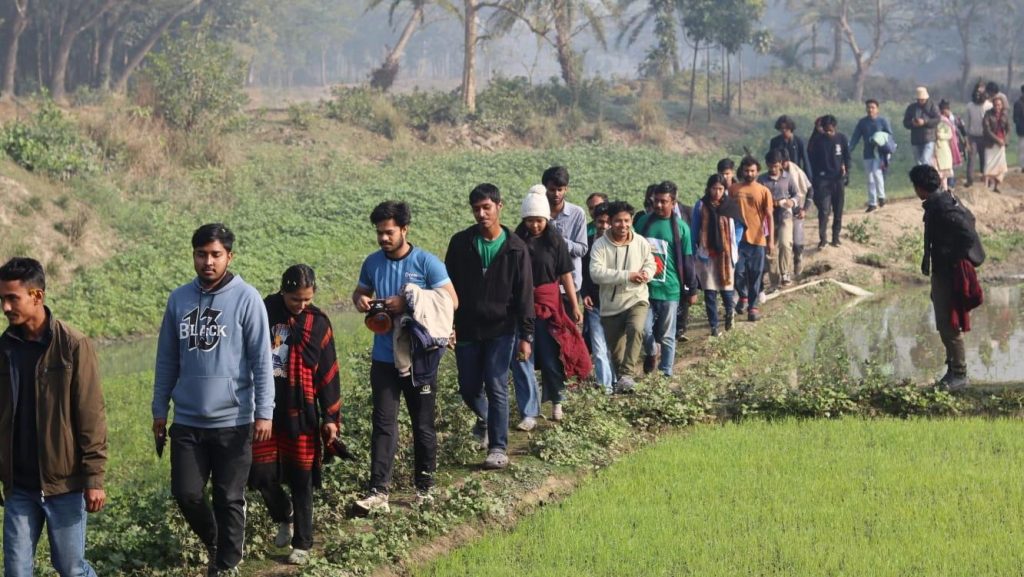 নজরুল বিশ্ববিদ্যালয় গ্রীন ক্যাম্পাসের বৃক্ষ ও পাখি পরিচিতি পদযাত্রা
