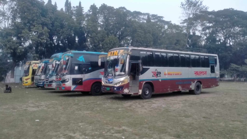 শর্ত সাপেক্ষ সেই আটককৃত বাস মুক্ত, বৈঠক আজ