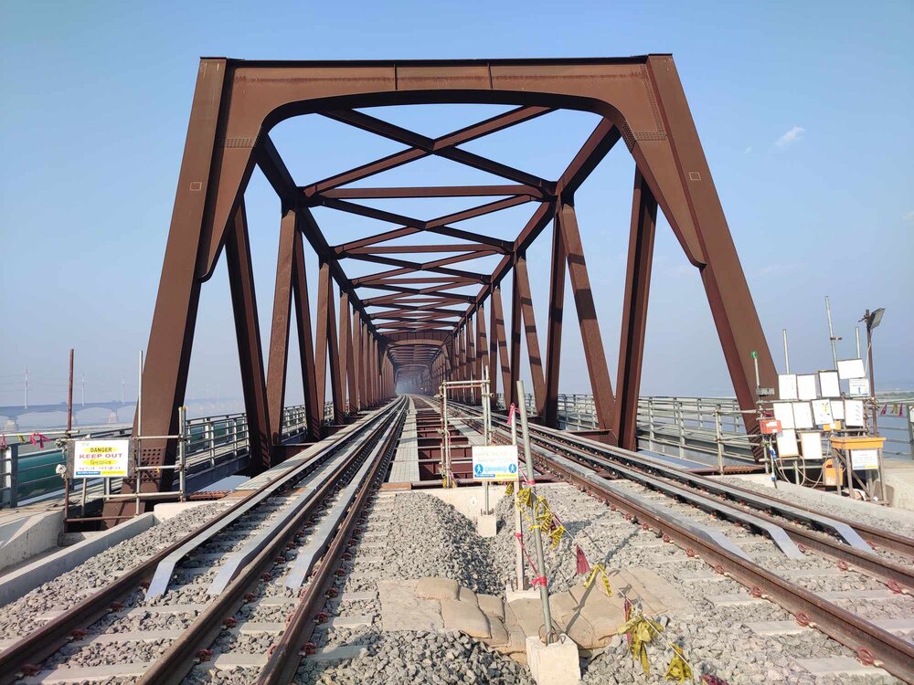উদ্বোধনের অপেক্ষায় যমুনা রেলসেতু