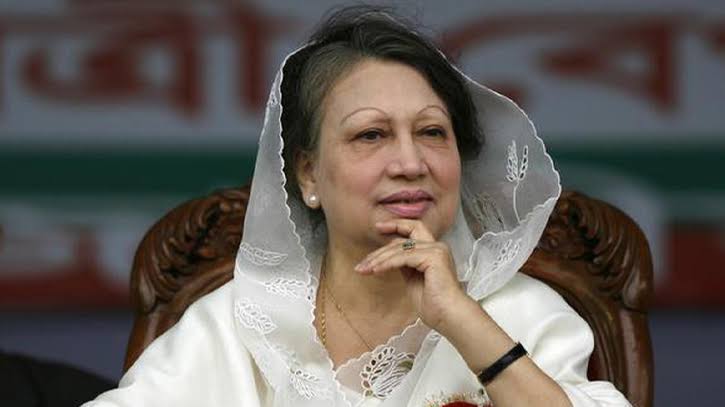 দেশত্যাগ নয়, ‘আপসহীনতায়’ খালেদা জিয়া বেছে নিয়েছিলেন কারাগার