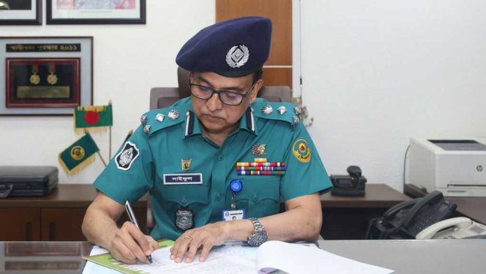 চট্টগ্রামের সাবেক পুলিশ কমিশনার সাইফুল ইসলাম গ্রেপ্তার