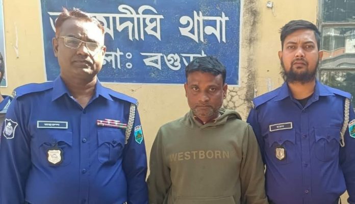 আদমদীঘিতে নাশকতা মামলায় আ'লীগ নেতা গ্রেপ্তার