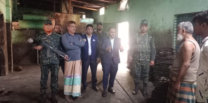 নাটোরে বিএসটিআইয়ের অভিযানে বেকারি কারখানাকে জরিমানা