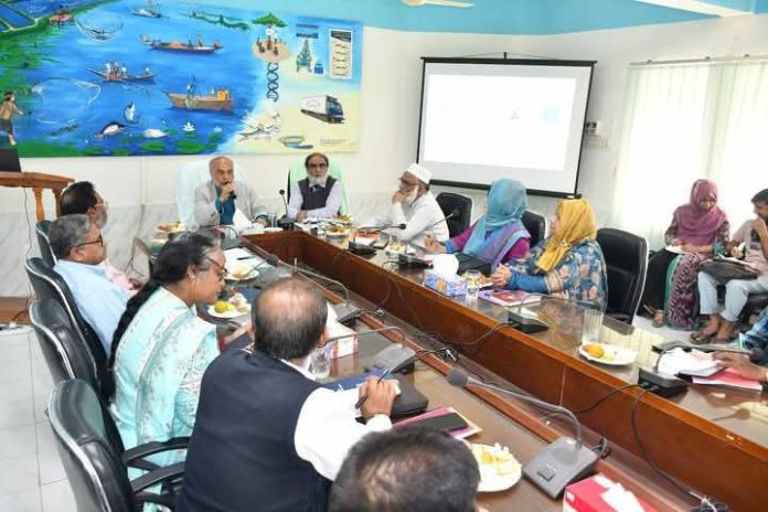 বাকৃবির সকল অফিসে প্লাস্টিক বোতলজাত পানির ব্যবহার বন্ধের কড়া নির্দেশনা