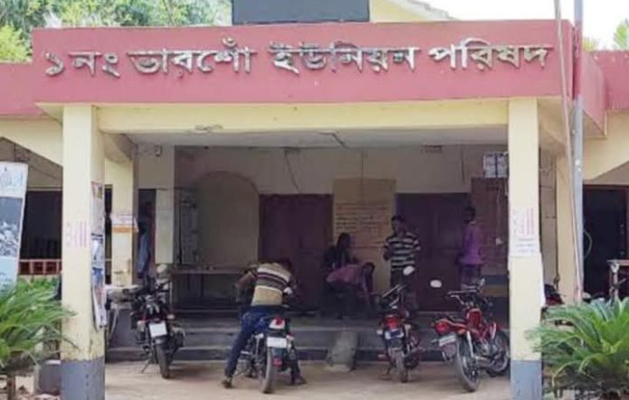 মান্দায় জানালার গ্রিল কেটে ইউনিয়ন পরিষদে চুরি