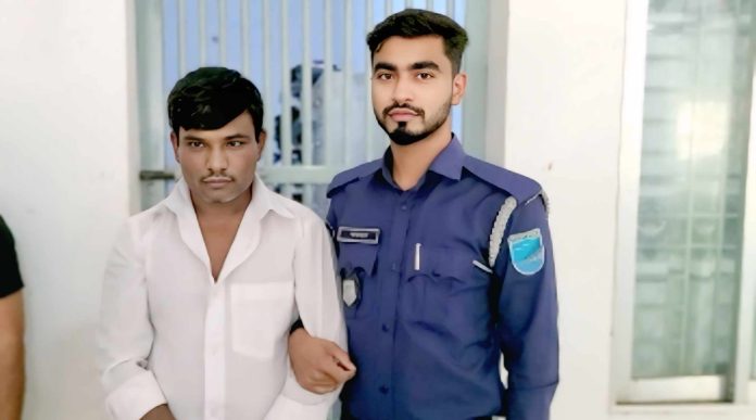 সাভারে কিশোরীকে ধর্ষণের অভিযোগে সৎ বাবা গ্রেফতার