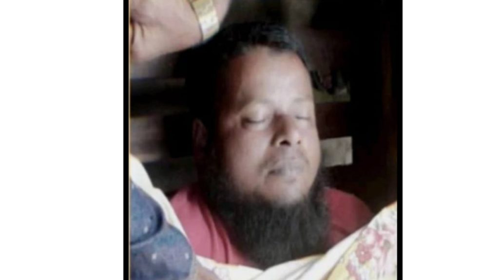নরসিংদীর রায়পুরায় ধান কাটার সময় বজ্রপাতে নিহত ১