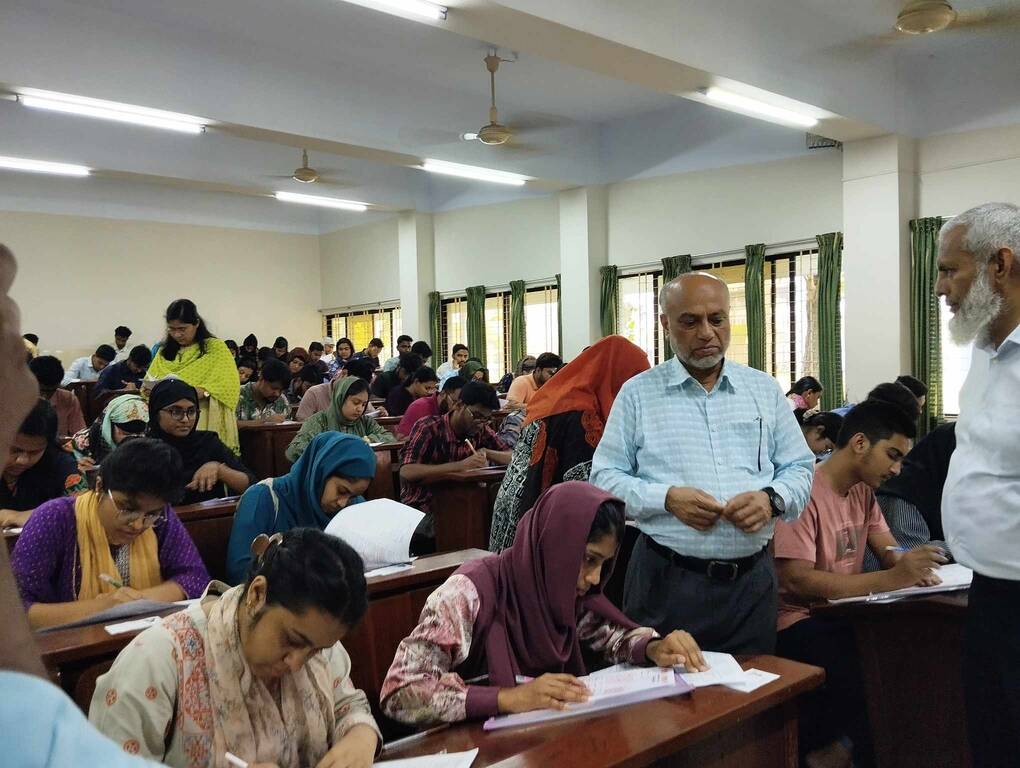 'বাকৃবির নেতৃত্বে কৃষিগুচ্ছ পরীক্ষা হলেই কেবল গুচ্ছে থাকবো, অন্যথায় না'- উপাচার্য