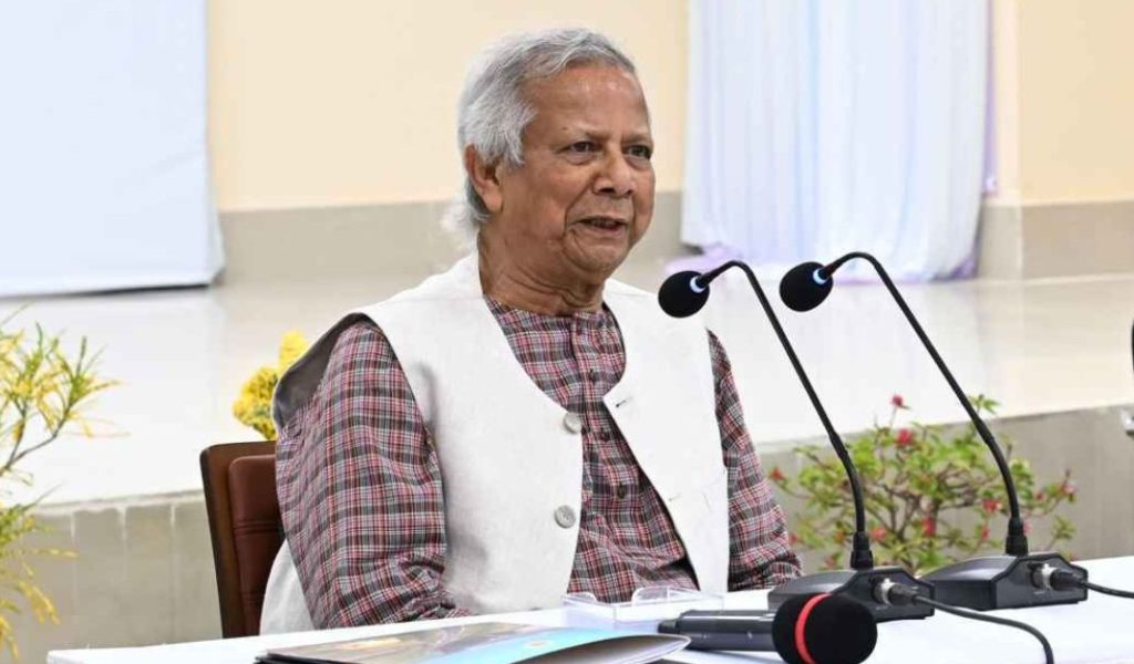 ভারত-পাকিস্তান যুদ্ধ শঙ্কার মধ্যে নিজেদেরও প্রস্তুত থাকতে বললেন প্রধান উপদেষ্টা