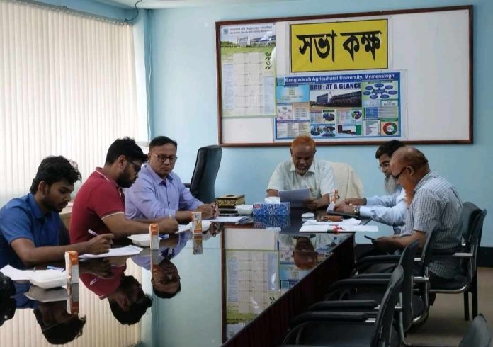 কৃষিগুচ্ছ ভর্তি পরীক্ষায় আবেদনের দিক দিয়ে এগিয়ে নারী শিক্ষার্থীরা