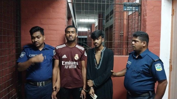 বাংলাদেশ কৃষি বিশ্ববিদ্যালয়ে দুই ছিনতাইকারী আটক
