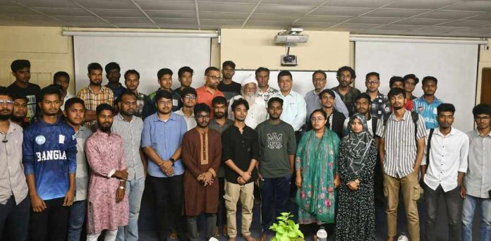 আবু সাঈদের জীবন দান দেশের ইতিহাসে গুরুত্বপূর্ণ রাজনৈতিক দার্শনিক ঘটনা: ফরহাদ মজহার