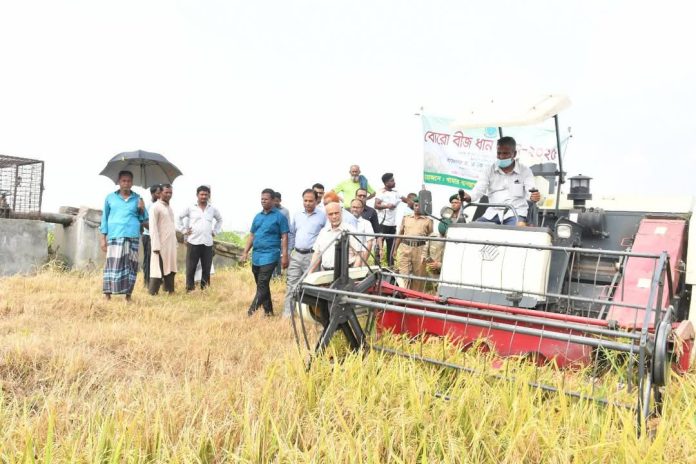 খাদ্য নিরাপত্তা নিশ্চিত করতে উন্নত বীজ ব্যবহারের ওপর গুরুত্বারোপ বাকৃবি উপাচার্যের