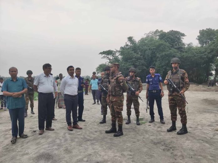 মনোহরদীতে বেআইনী বালু উত্তোলনে ৫ লাখ ঘনফুট বালু জব্দ